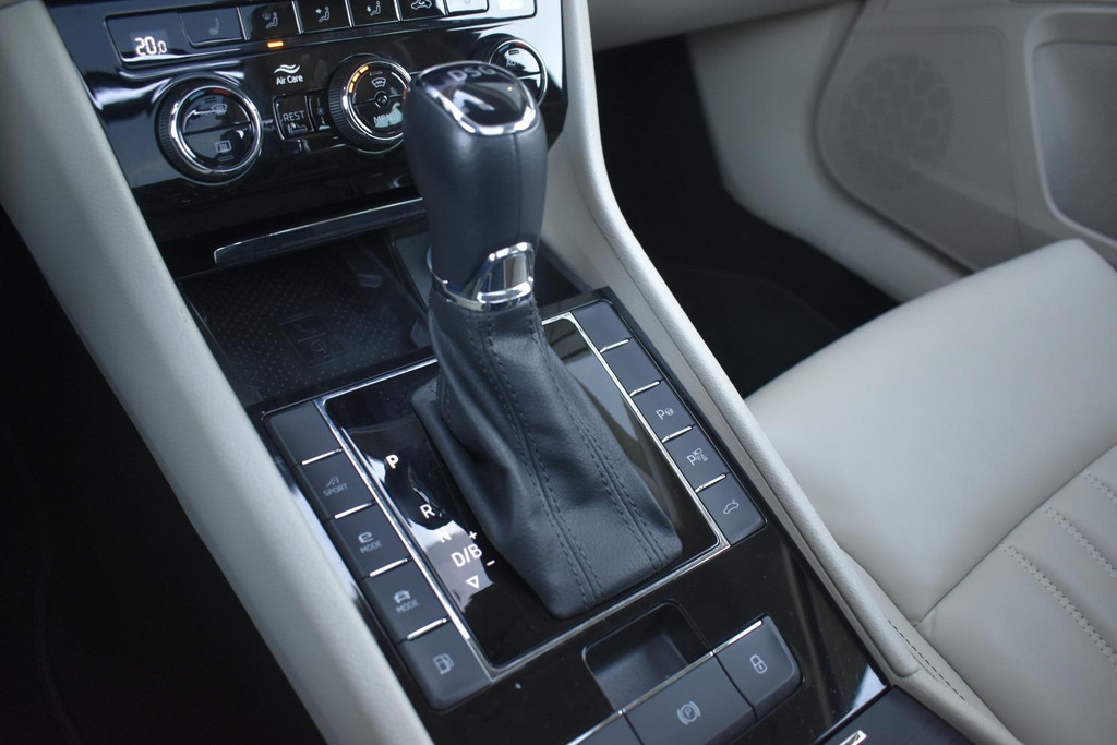 ŠKODA Superb (JPV79K) met abonnement