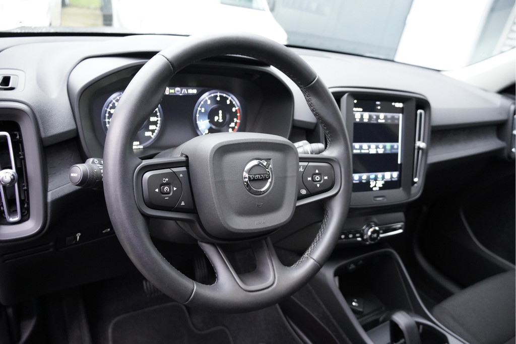 Volvo XC40 (L456LF) met abonnement