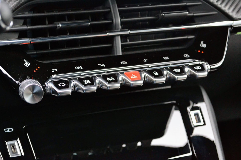 Peugeot e-208 (J118XZ) met abonnement