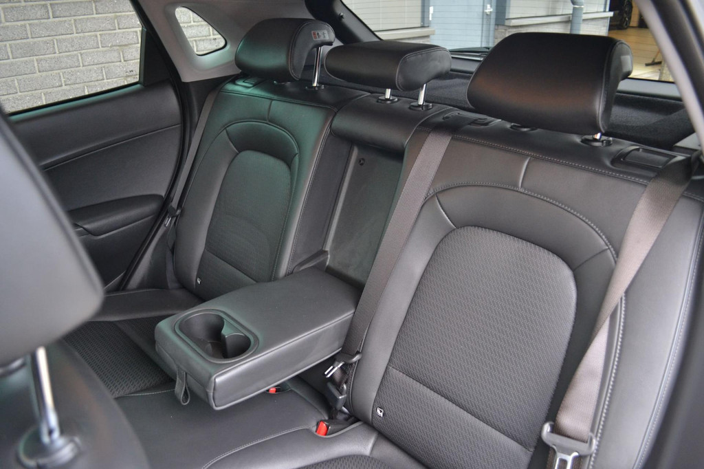 Hyundai Kona (J008SF) met abonnement