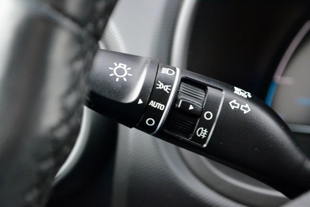 Hyundai Kona (J008SF) met abonnement