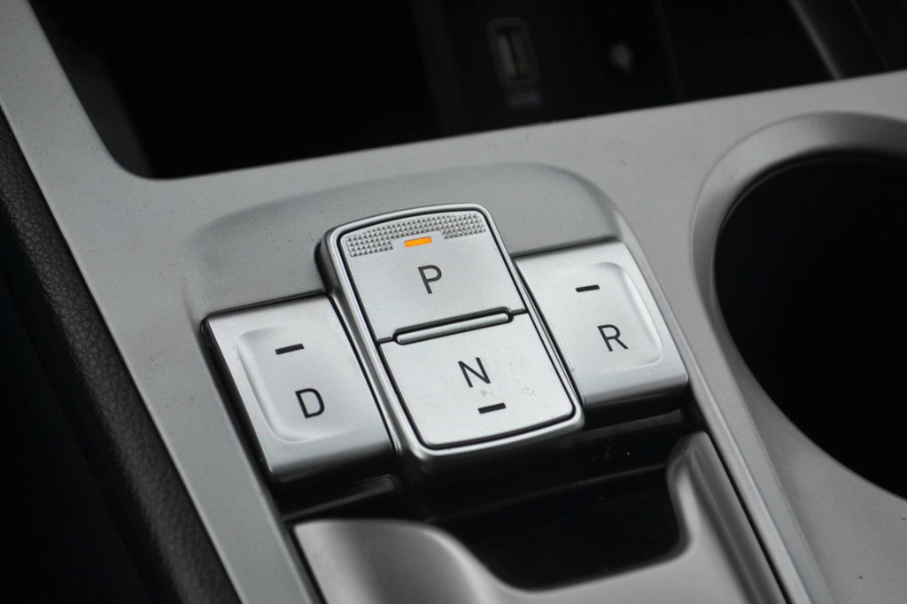 Hyundai Kona (J008SF) met abonnement