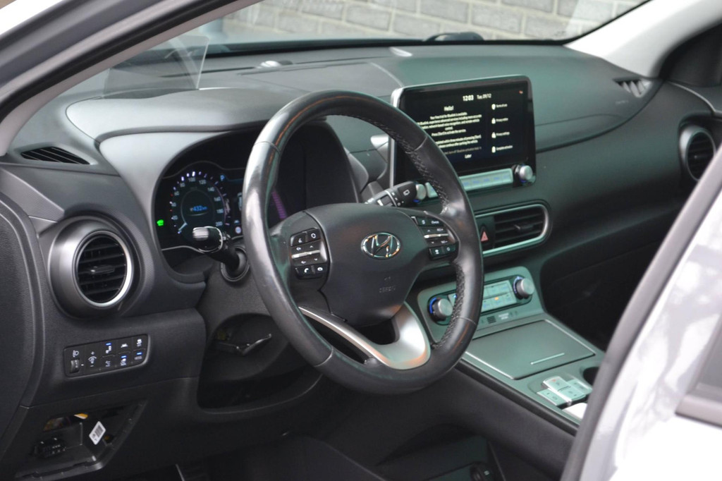 Hyundai Kona (J008SF) met abonnement