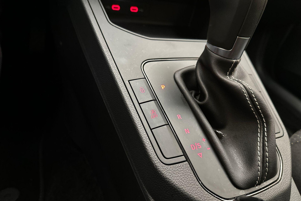 Seat Ibiza (JNL51R) met abonnement