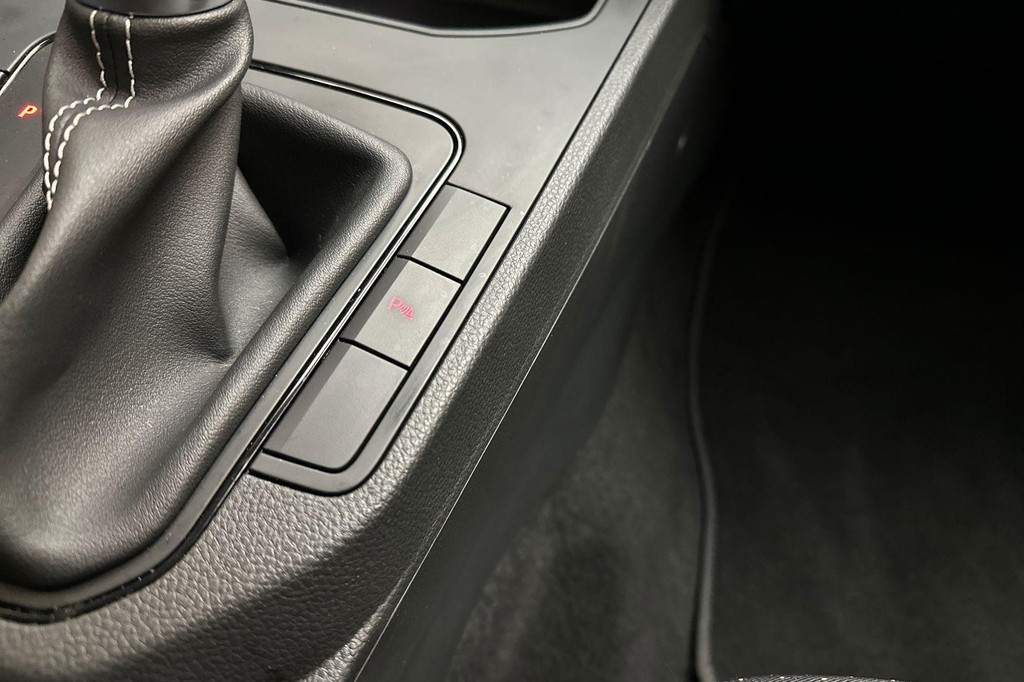 Seat Ibiza (JNL51R) met abonnement