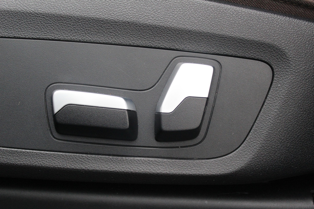 BMW iX3 (L873ZT) met abonnement