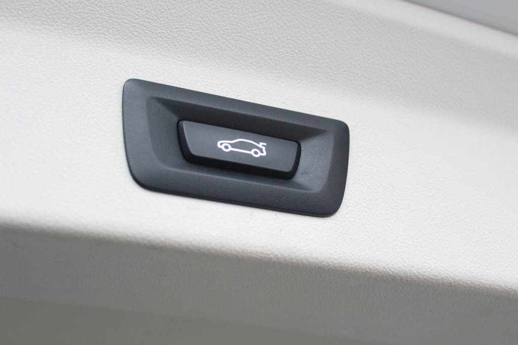 BMW iX3 (L873ZT) met abonnement