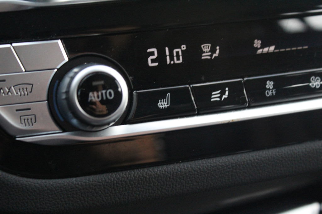 BMW iX3 (L873ZT) met abonnement