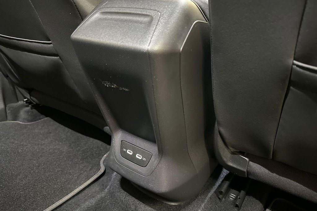 CUPRA Born (R273XV) met abonnement