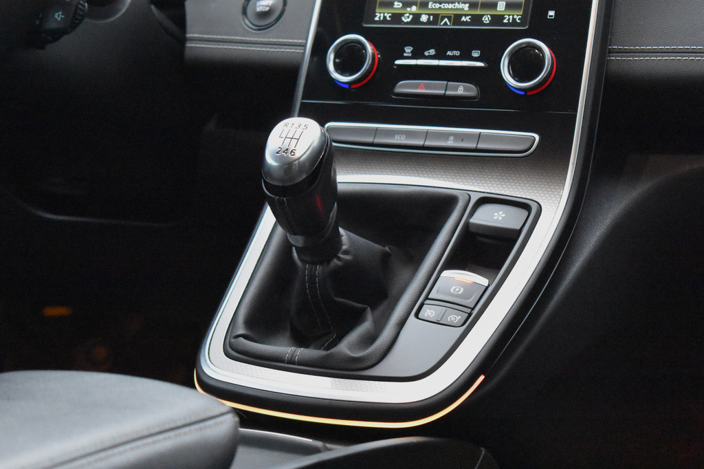 Renault Grand Scénic (S037JT) met abonnement