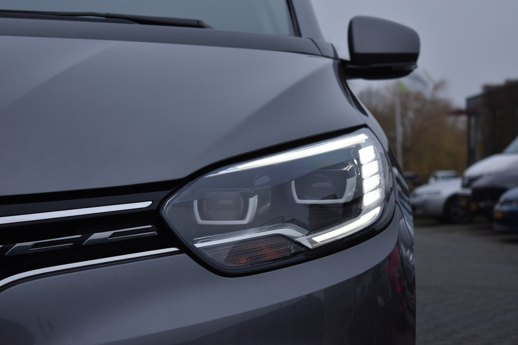 Renault Grand Scénic (S037JT) met abonnement