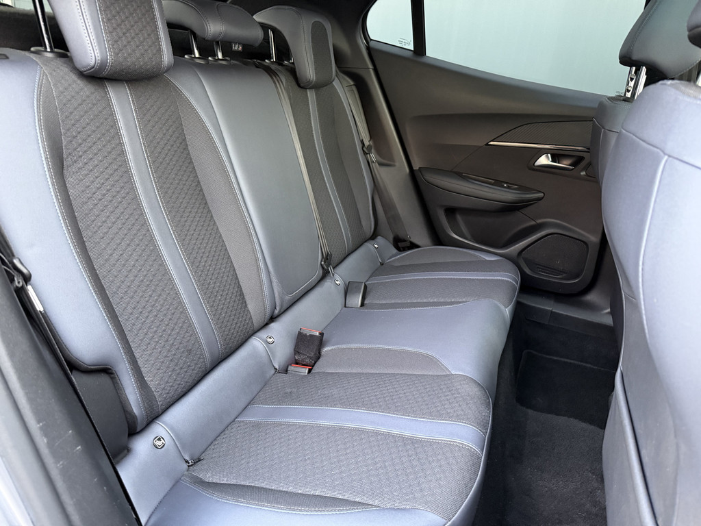 Peugeot e-2008 (J321ZP) met abonnement