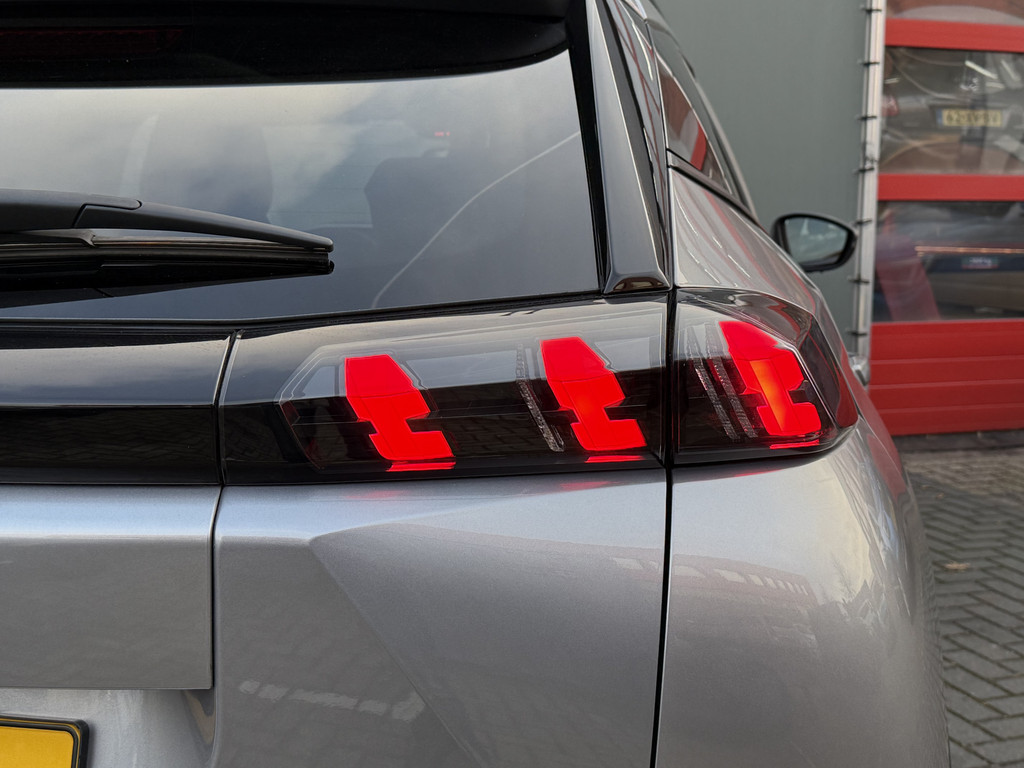 Peugeot e-2008 (J321ZP) met abonnement