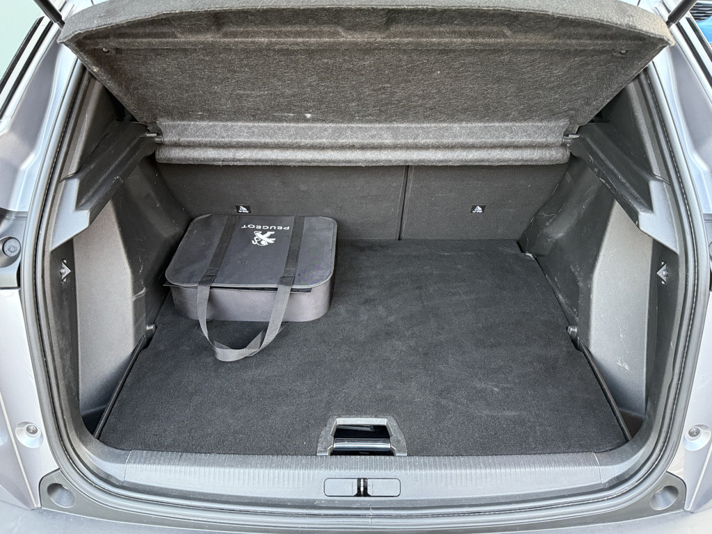 Peugeot e-2008 (J321ZP) met abonnement