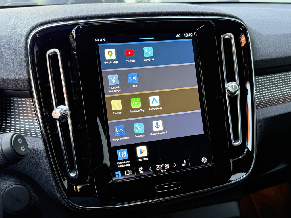 Volvo XC40 (J134ZG) met abonnement