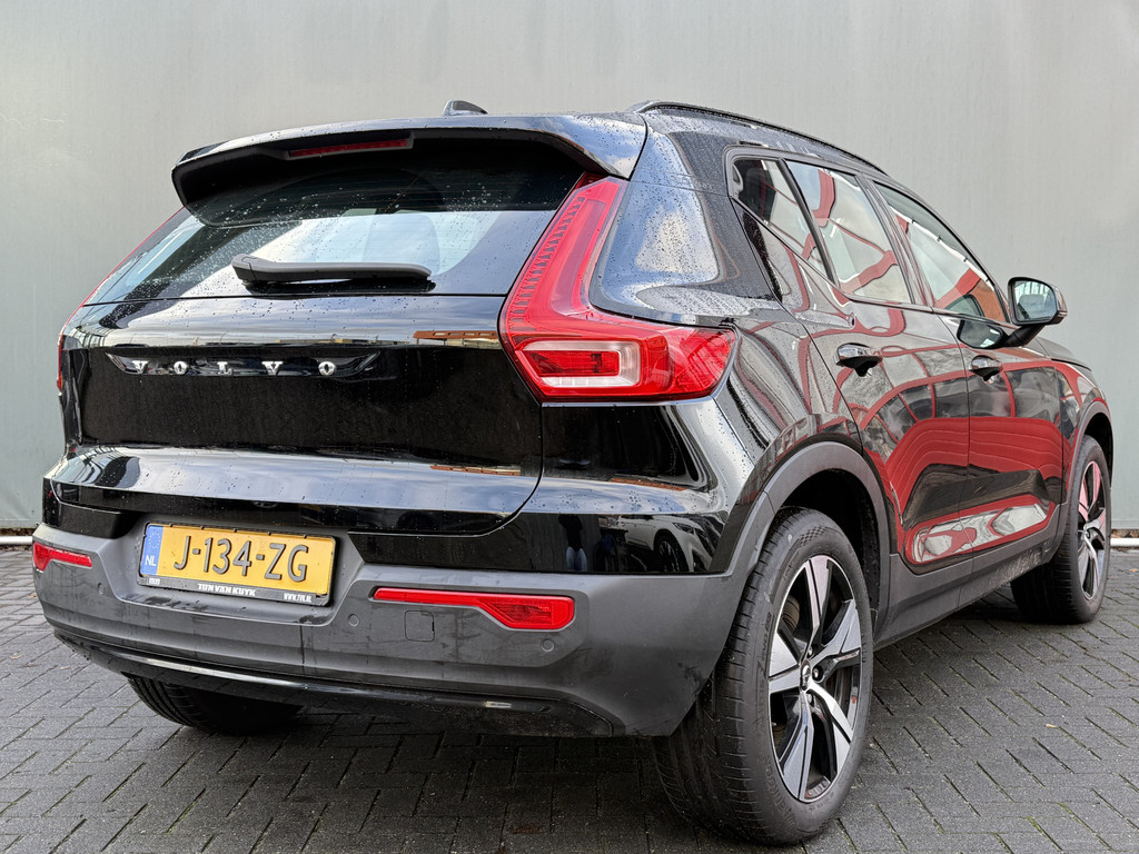 Volvo XC40 (J134ZG) met abonnement