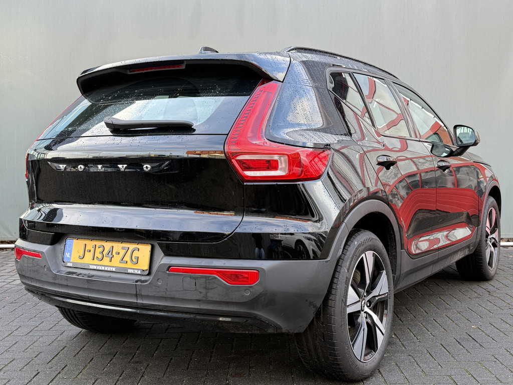 Volvo XC40 (J134ZG) met abonnement