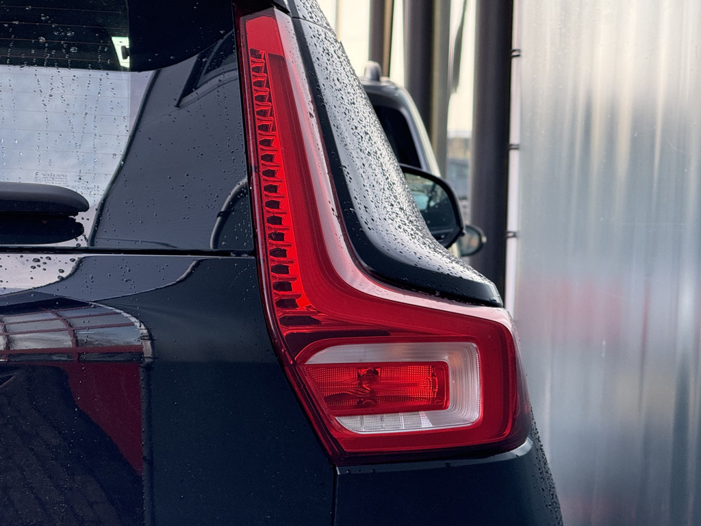 Volvo XC40 (J134ZG) met abonnement