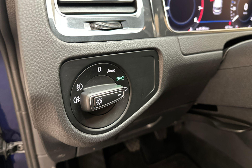 Volkswagen Golf (H723PF) met abonnement