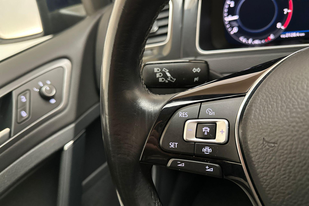 Volkswagen Golf (H723PF) met abonnement