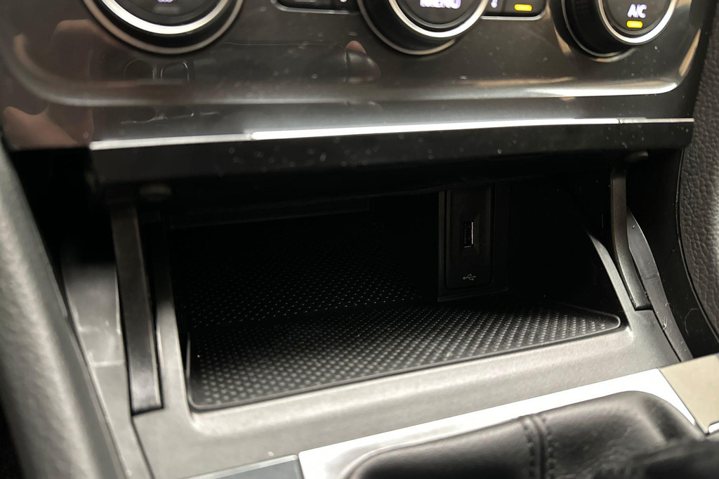 Volkswagen Golf (H723PF) met abonnement