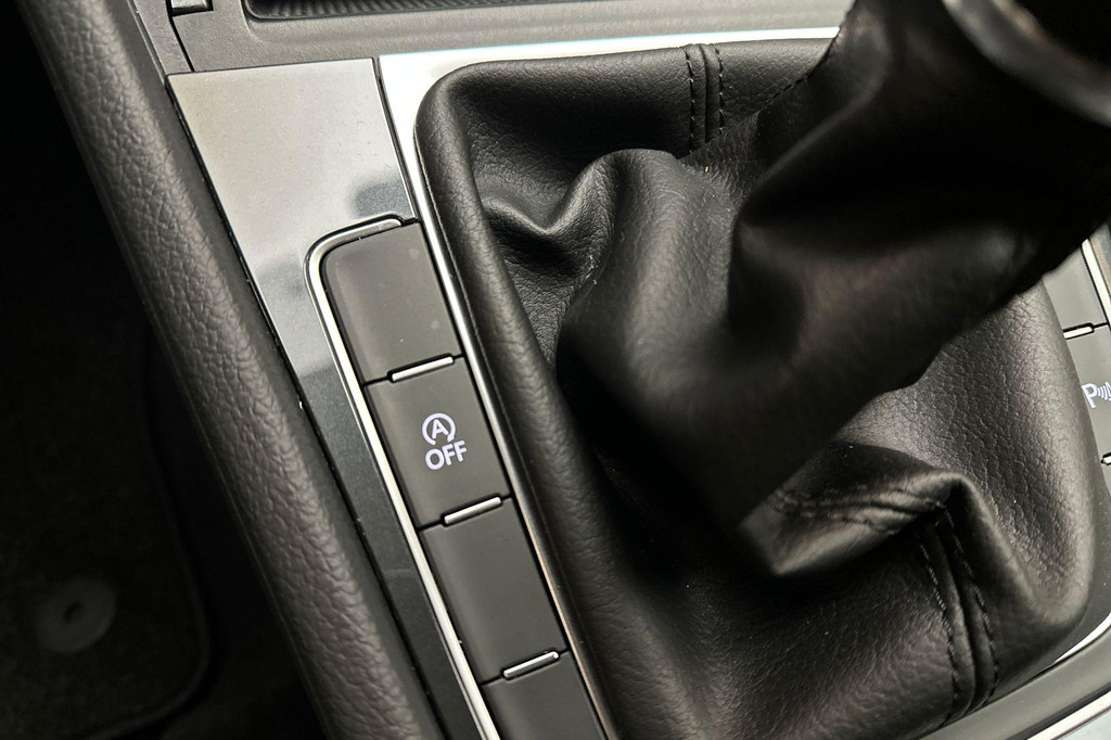 Volkswagen Golf (H723PF) met abonnement