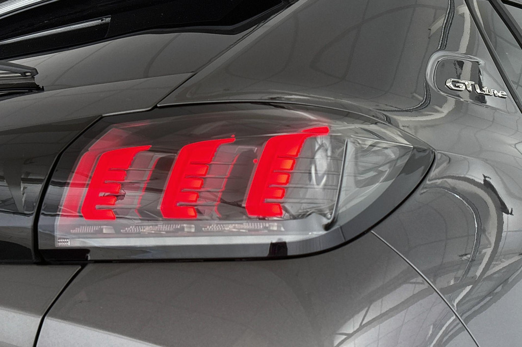 Peugeot 208 (J985VH) met abonnement