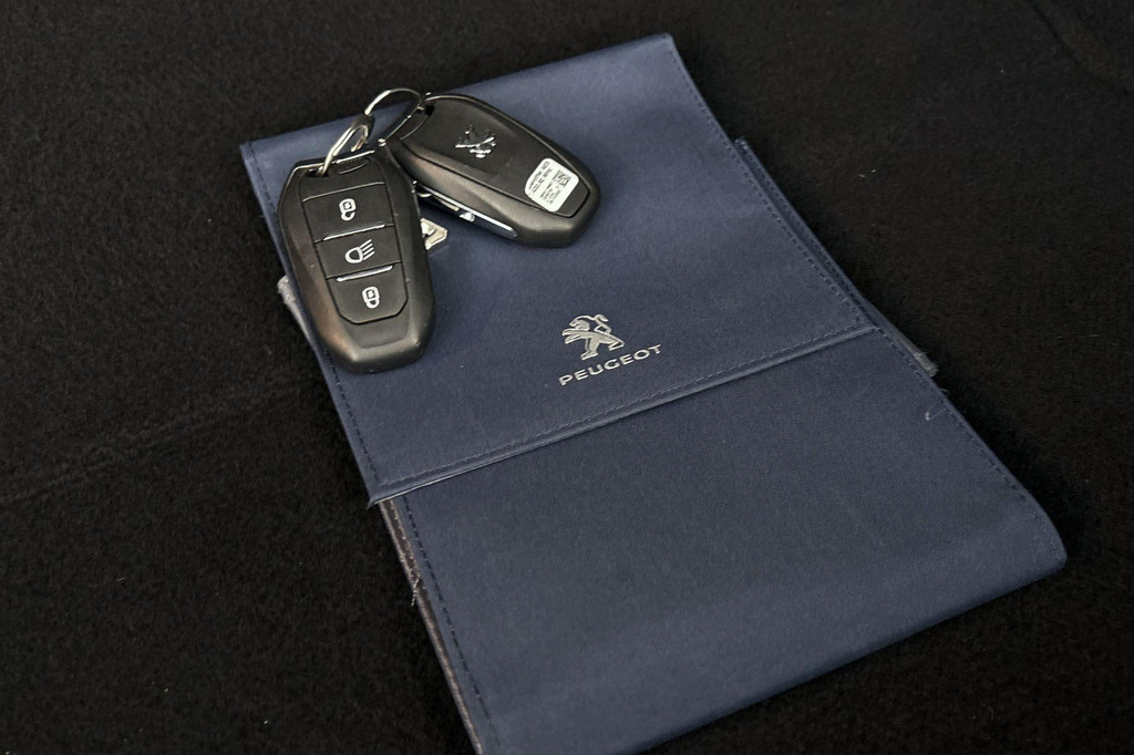 Peugeot 208 (J985VH) met abonnement