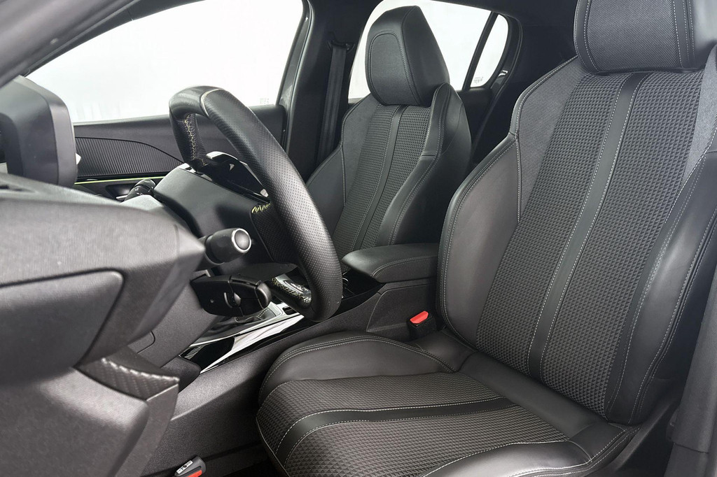 Peugeot 208 (J985VH) met abonnement