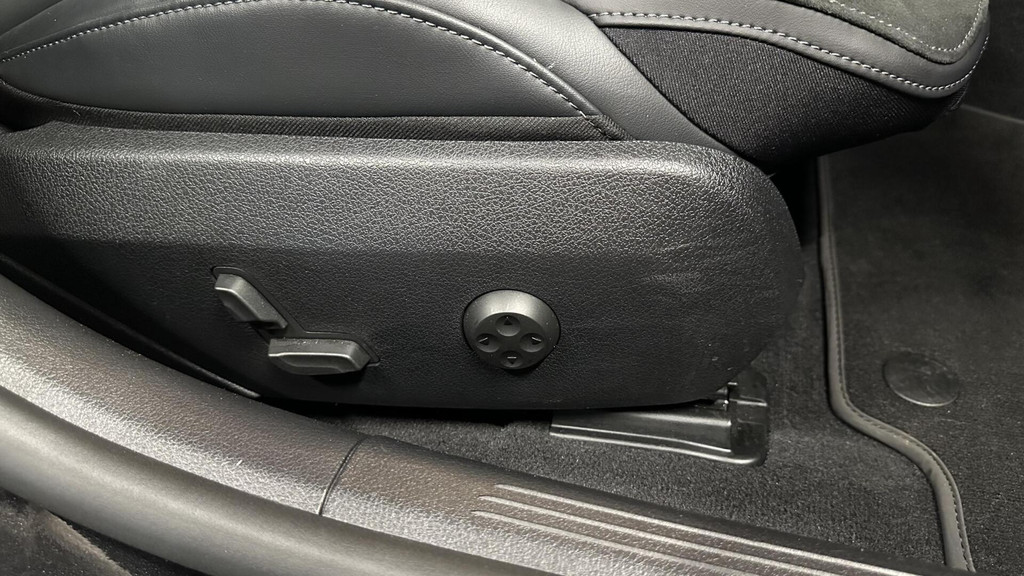 Mercedes-Benz C-Klasse (P927TS) met abonnement