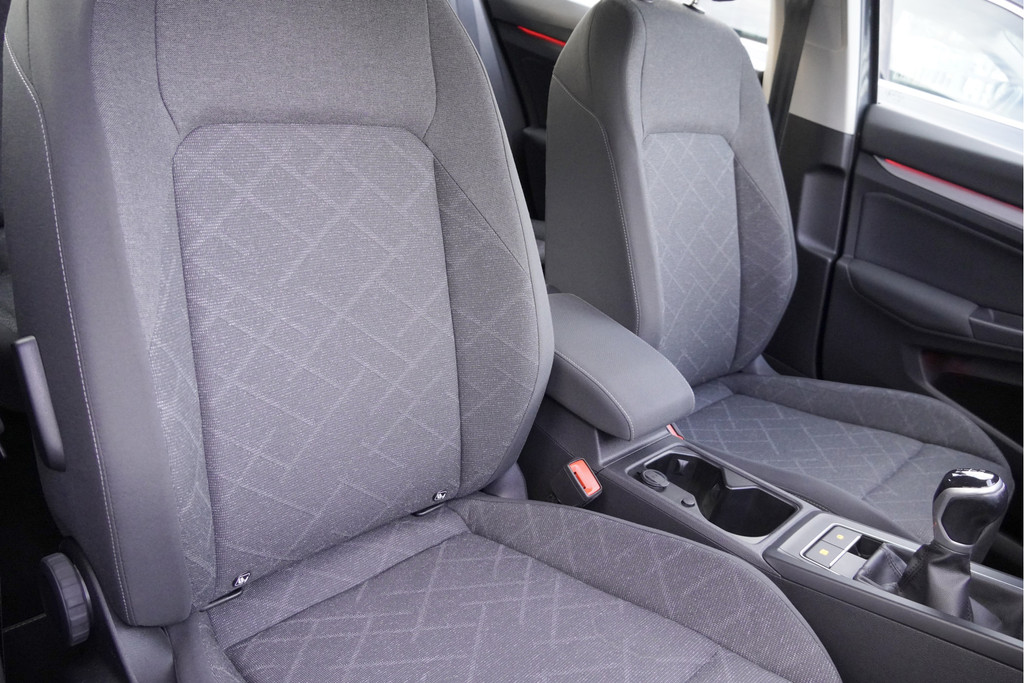 Volkswagen Golf (J188PL) met abonnement