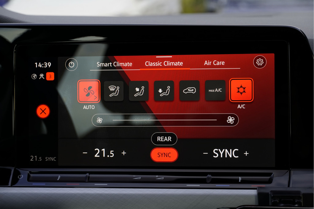 Volkswagen Golf (J188PL) met abonnement