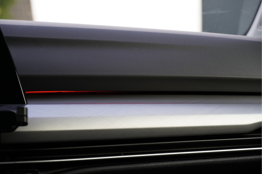 Volkswagen Golf (J188PL) met abonnement