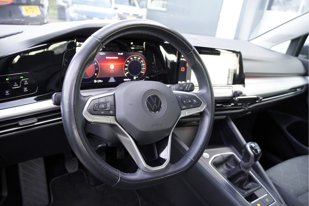 Volkswagen Golf (J188PL) met abonnement