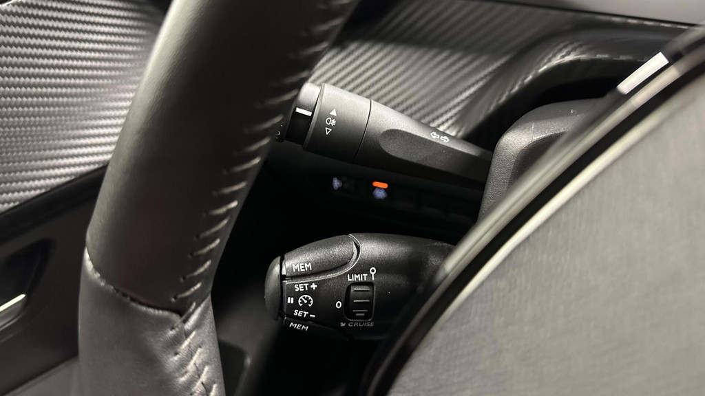 Peugeot 208 (T710BH) met abonnement