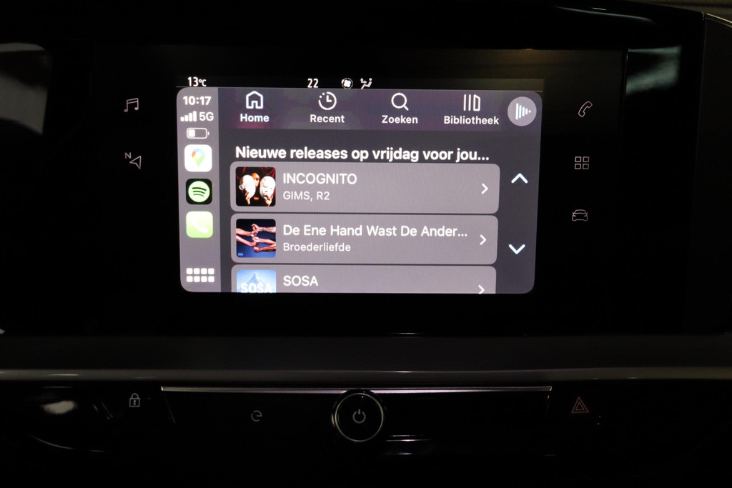 Opel Mokka-e (T825TJ) met abonnement