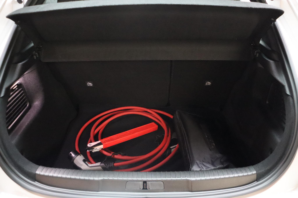 Opel Mokka-e (T825TJ) met abonnement