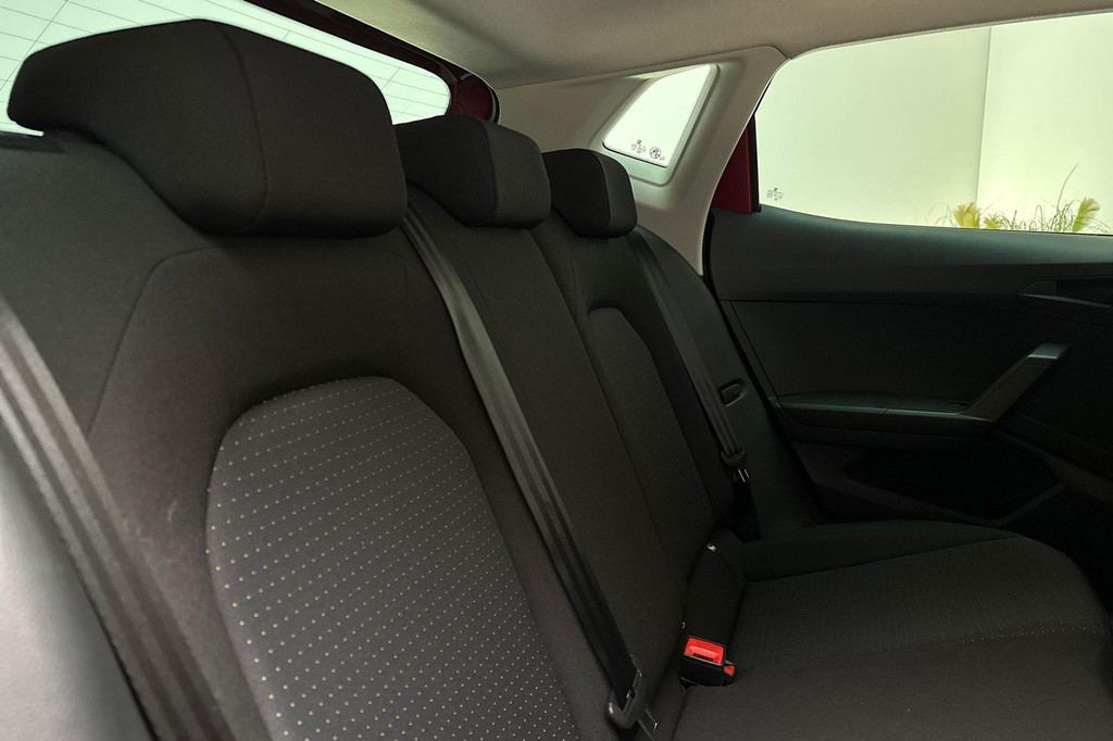 Seat Ibiza (JPJ83X) met abonnement