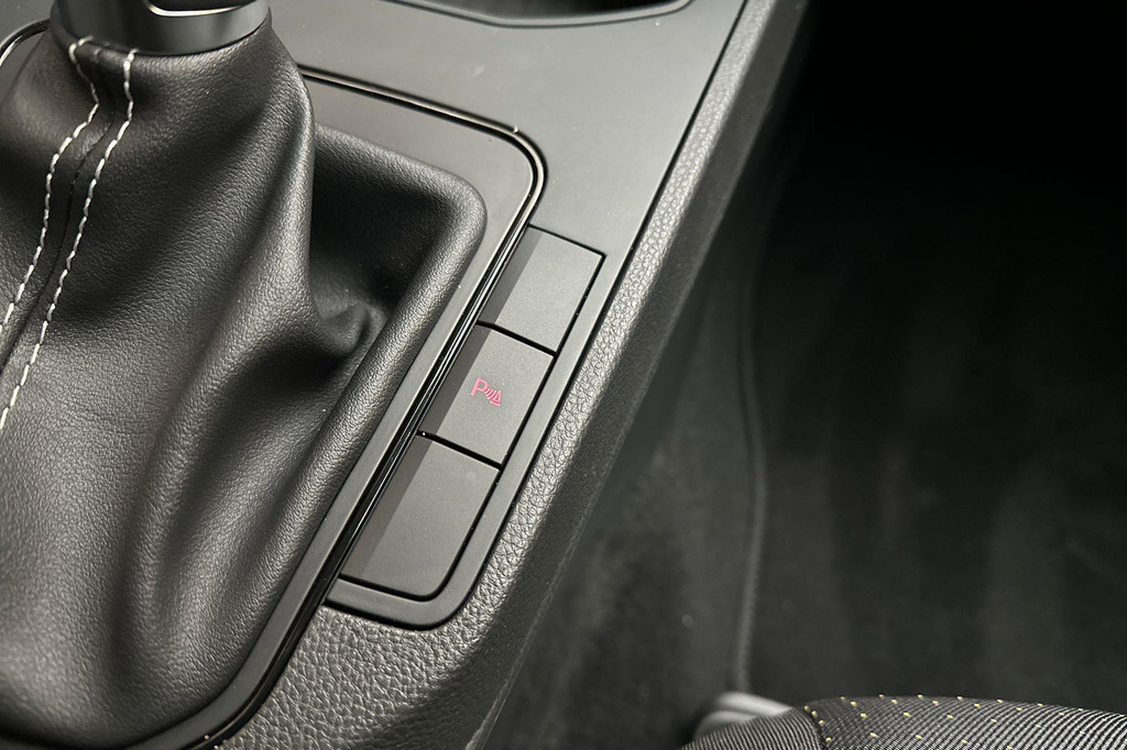 Seat Ibiza (JPJ83X) met abonnement