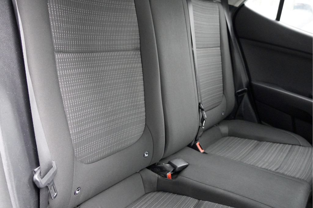 Kia Stonic (J872FD) met abonnement