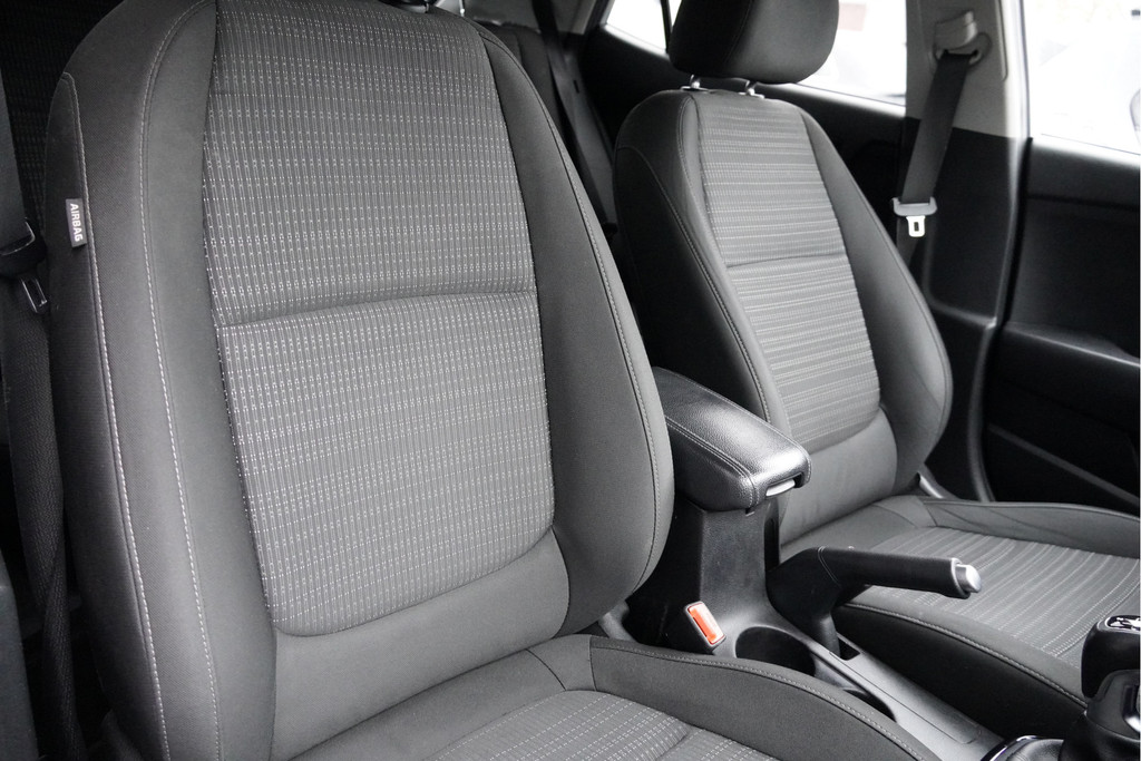 Kia Stonic (J872FD) met abonnement