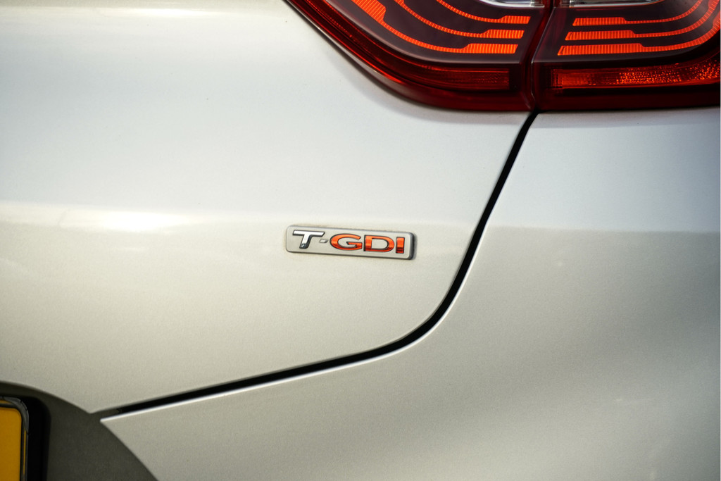 Kia Stonic (J872FD) met abonnement