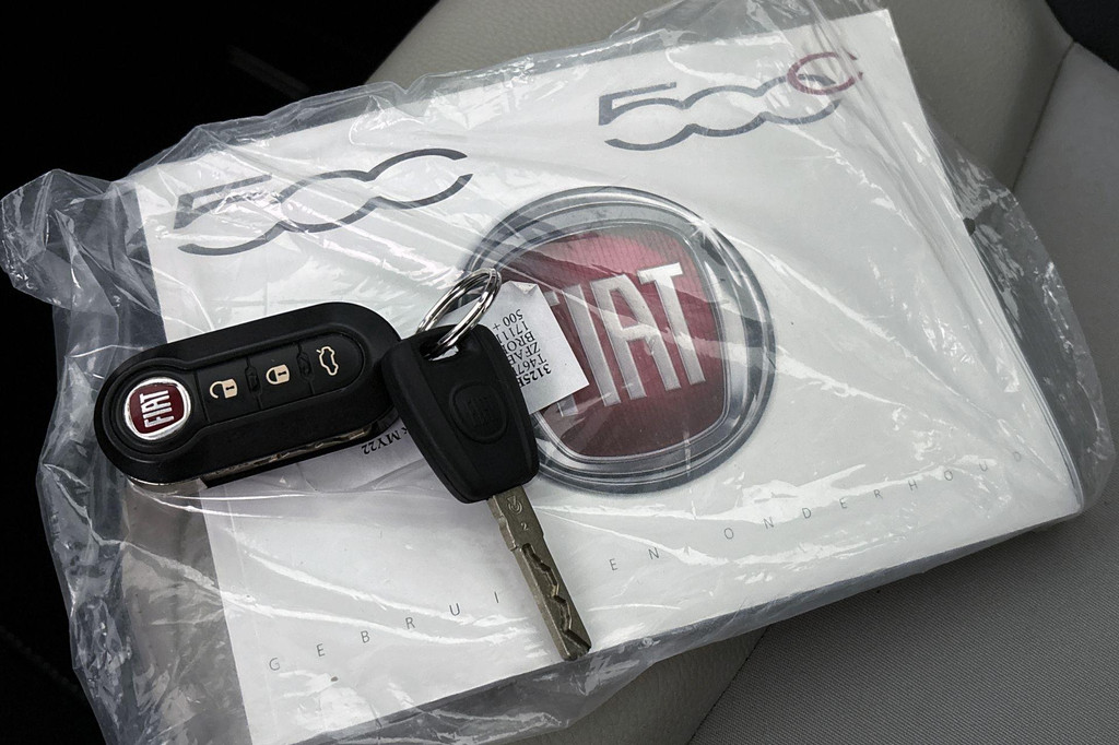 Fiat 500 (T938KN) met abonnement