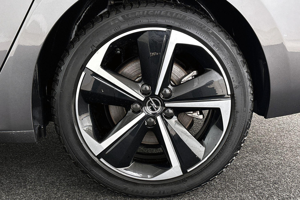 Opel Astra (R867RX) met abonnement