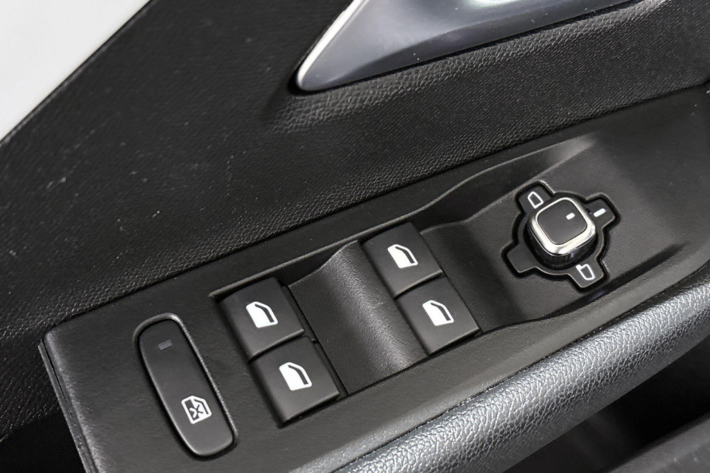 Opel Astra (R867RX) met abonnement