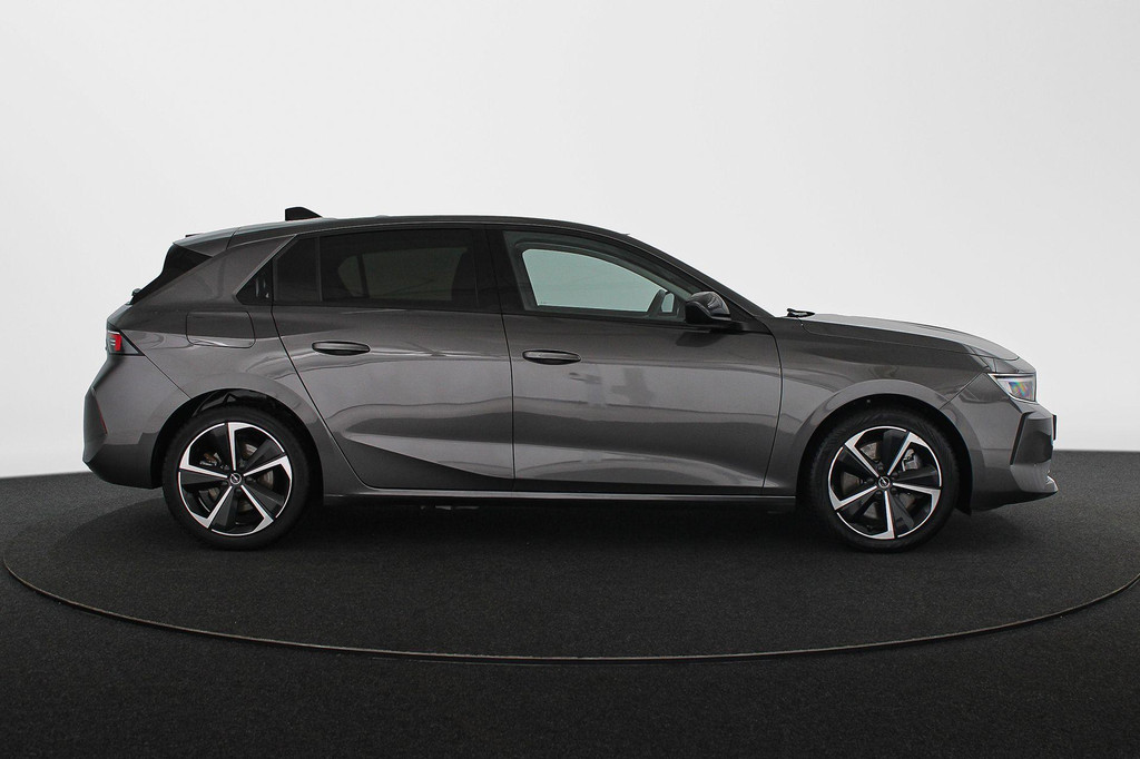 Opel Astra (R867RX) met abonnement