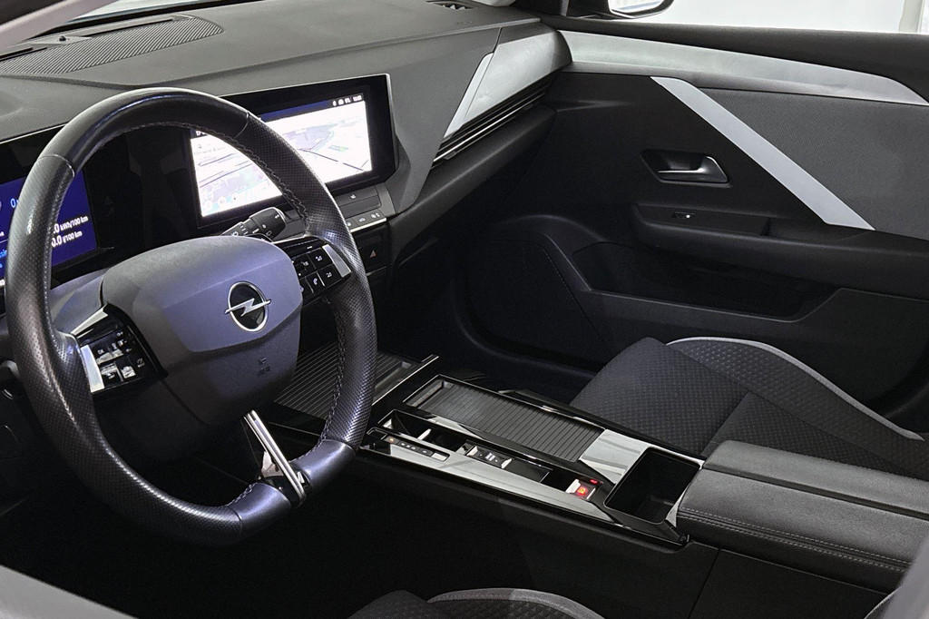 Opel Astra (R867RX) met abonnement