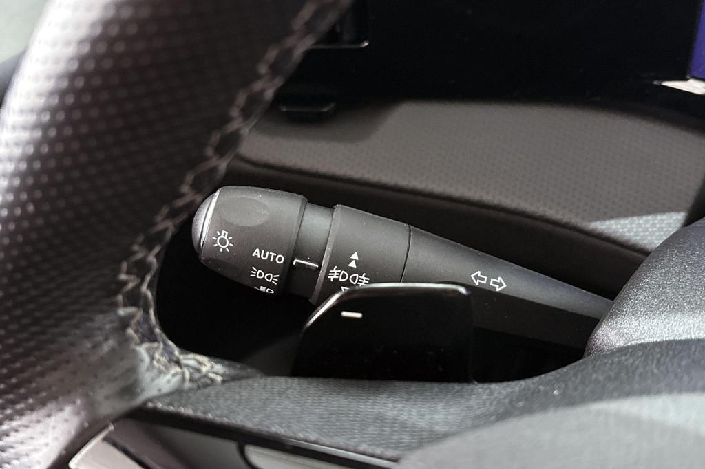 Opel Astra (R867RX) met abonnement