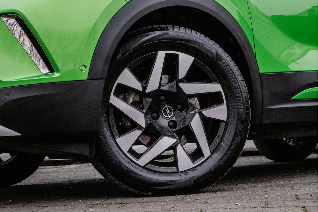 Opel Mokka-e (N503HF) met abonnement