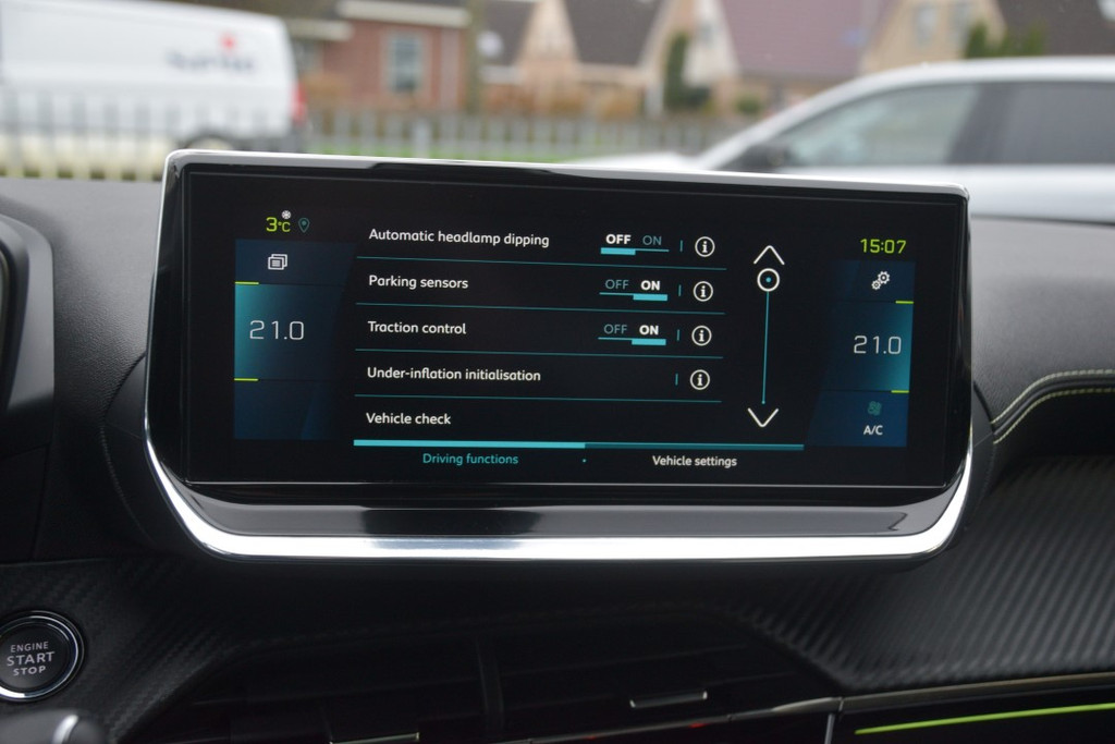 Peugeot e-2008 (K179FZ) met abonnement